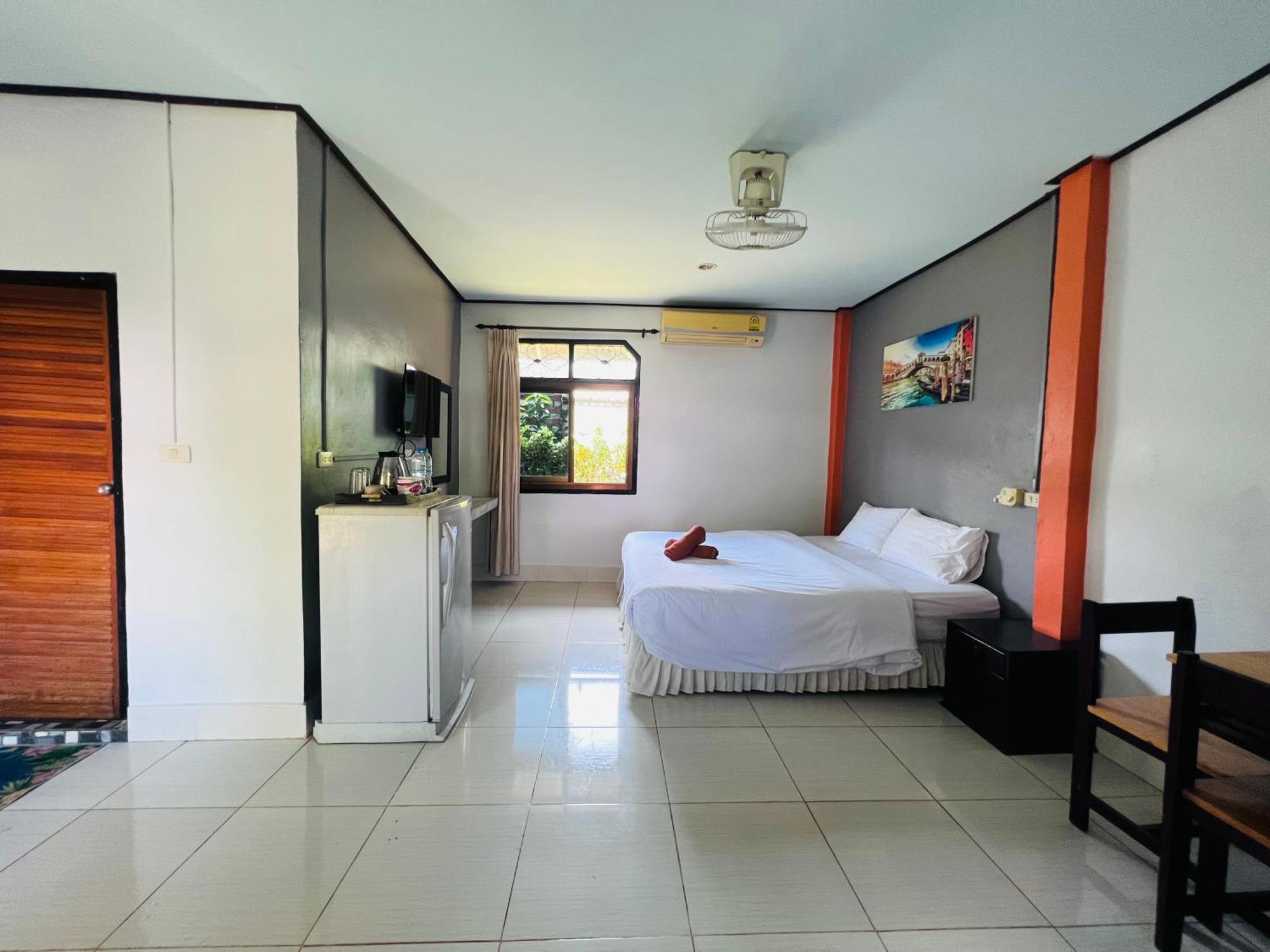 Prukrom Lanta Guesthouse Ко-Ланта Екстер'єр фото