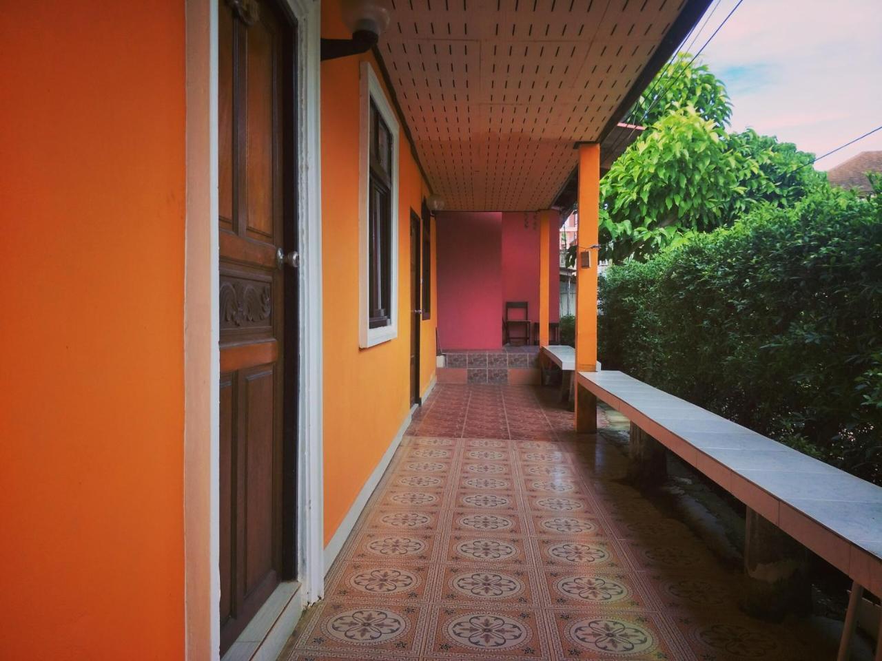 Prukrom Lanta Guesthouse Ко-Ланта Екстер'єр фото
